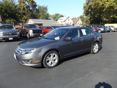 Used 2012 Ford Fusion SE image 1