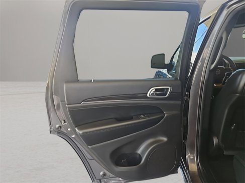 Used 2019 Jeep Grand Cherokee Limited image 27