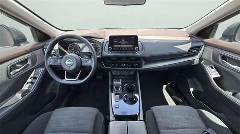 Used 2023 Nissan Rogue SV image 9