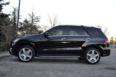 Used 2015 Mercedes-Benz ML 400 4MATIC w/ Accessory Chrome Package image 9