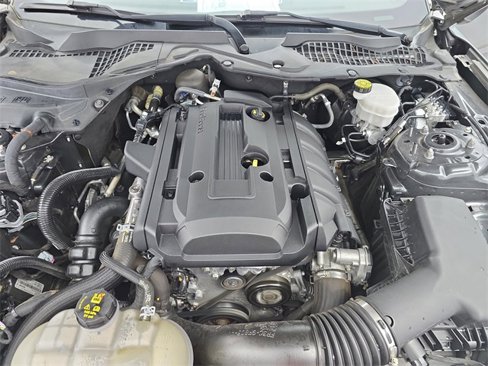 Used 2020 Ford Mustang Coupe image 27