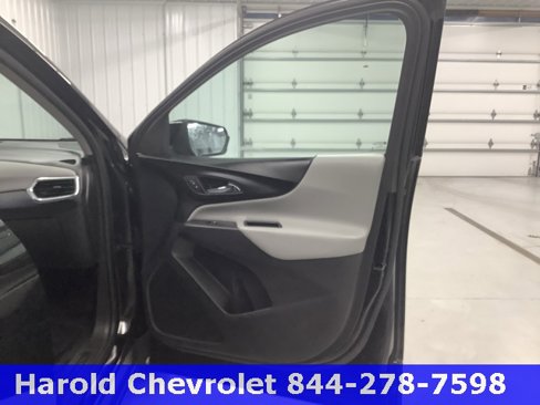 Used 2018 Chevrolet Equinox LT image 10