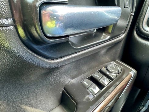 Used 2020 Chevrolet Silverado 1500 LT w/ Trailering Package image 18