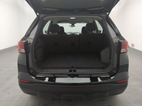 Used 2022 Chevrolet Equinox LS image 30