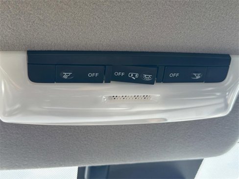 New 2025 Nissan Versa S w/ Trunk Package image 28