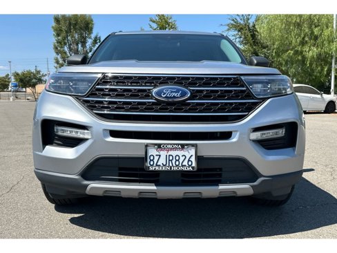 Used 2021 Ford Explorer XLT w/ Equipment Group 202A image 9