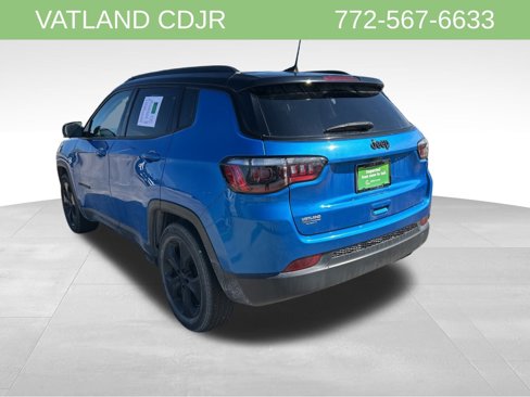Certified 2021 Jeep Compass Latitude image 9
