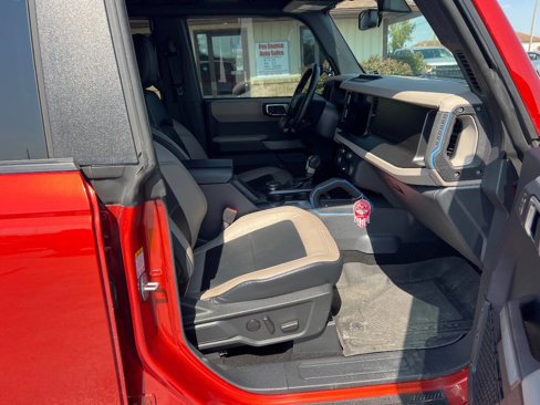 Used 2022 Ford Bronco Wildtrak image 19