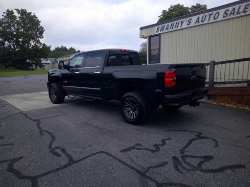 Used 2016 Chevrolet Silverado 2500 LTZ image 3