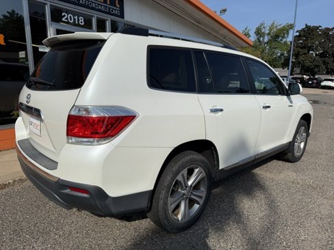 Used 2011 Toyota Highlander Limited image 7