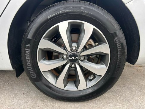 Used 2023 Kia Rio S w/ Technology Package image 9