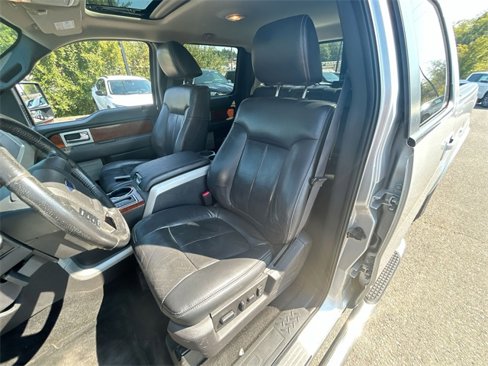 Used 2010 Ford F150 Lariat image 19