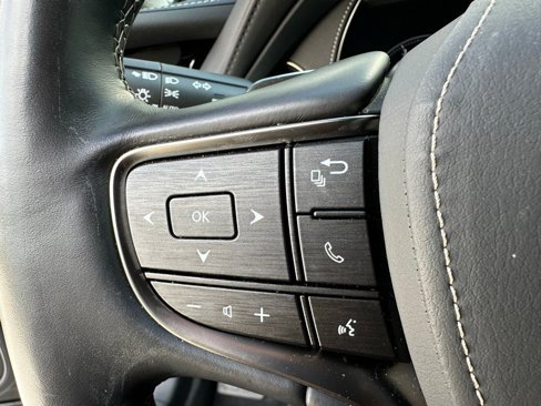 Used 2018 Lexus LS 500 image 16