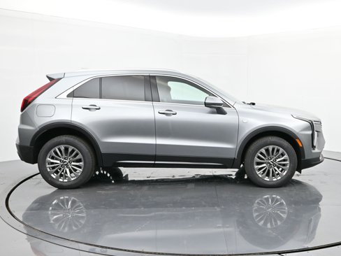 New 2025 Cadillac XT4 Premium Luxury w/ Cold Weather Package image 6