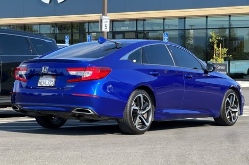 Used 2018 Honda Accord Sport image 4