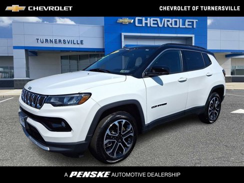 Used 2024 Jeep Compass Limited image 1