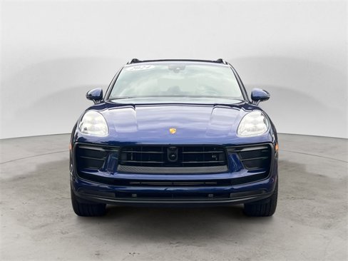 Used 2024 Porsche Macan image 8