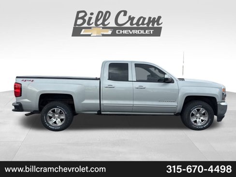 Used 2017 Chevrolet Silverado 1500 LT w/ Trailering Package image 2