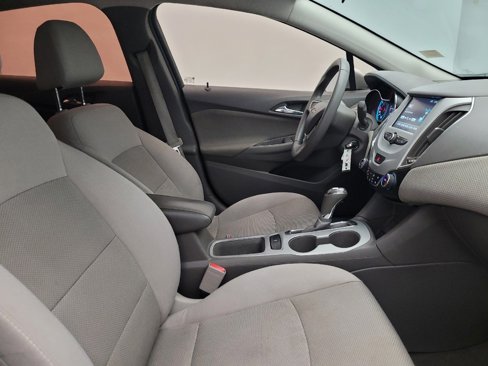 Used 2018 Chevrolet Cruze LS image 21