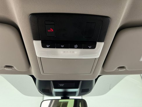 Used 2024 Nissan Rogue SV image 58