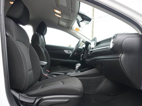 Used 2023 Kia Forte LXS image 24