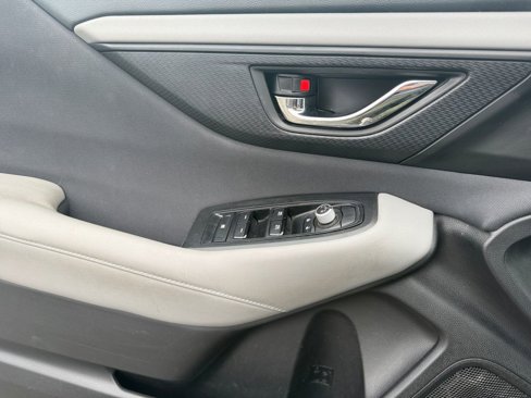 Used 2020 Subaru Outback Premium image 20