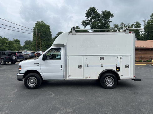 Used 2015 Ford E-350 and Econoline 350 Super Duty image 8