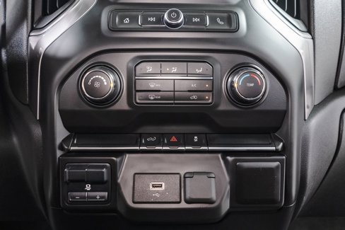 Used 2020 Chevrolet Silverado 1500 Custom w/ Custom Value Package image 15