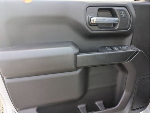 Used 2023 Chevrolet Silverado 1500 Custom image 12