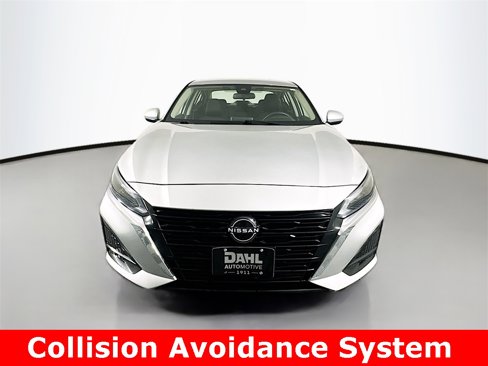 Used 2023 Nissan Altima 2.5 SV image 3