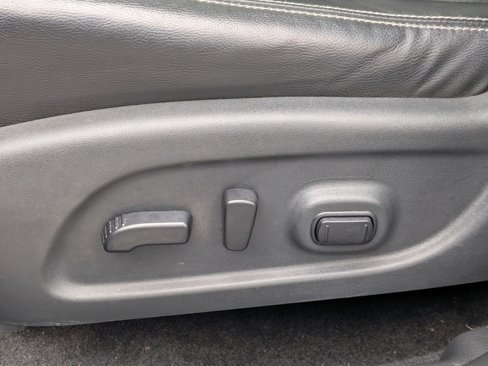 Used 2018 Nissan Murano SL w/ Moonroof Package image 15