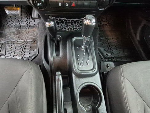 Used 2018 Jeep Wrangler Unlimited Sport image 26