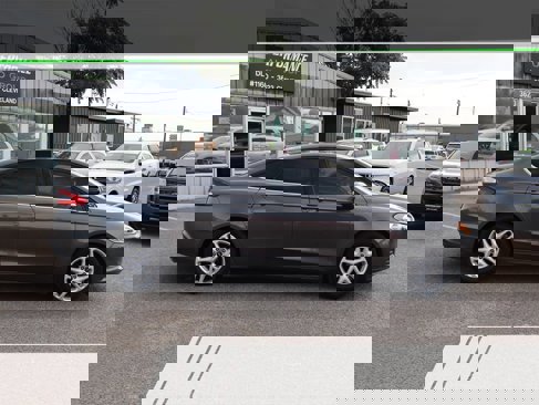 Used 2016 Ford Fusion SE image 3