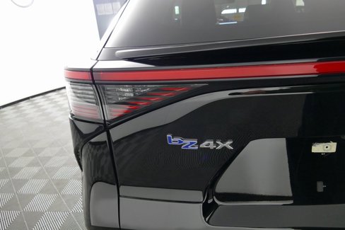 Used 2025 Toyota bZ4X AWD image 31