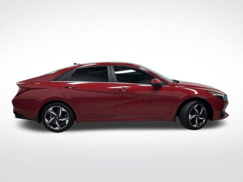 Used 2023 Hyundai Elantra Limited image 2