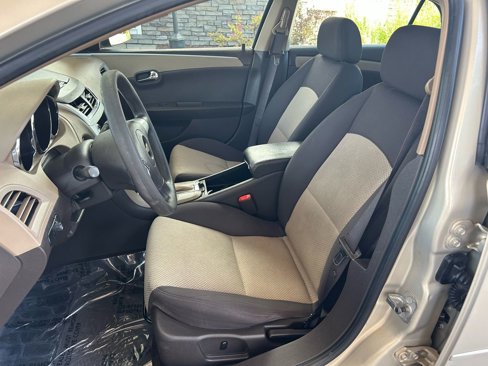 Used 2009 Chevrolet Malibu LS image 10