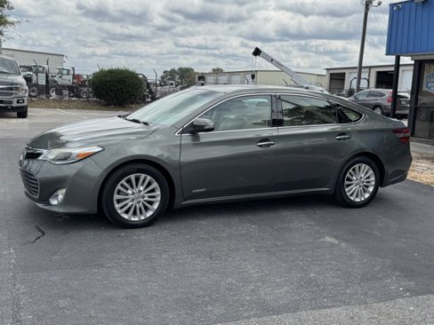 Used 2013 Toyota Avalon Limited image 4