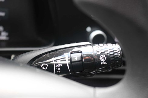 Used 2023 Hyundai Elantra SE image 23