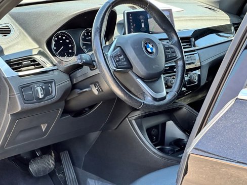 Used 2021 BMW X1 sDrive28i image 10