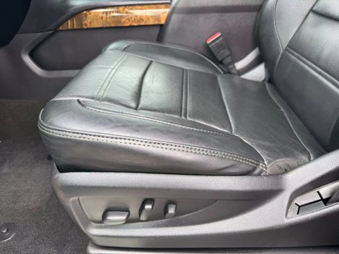 Used 2016 GMC Yukon XL Denali w/ Open Road Package image 13