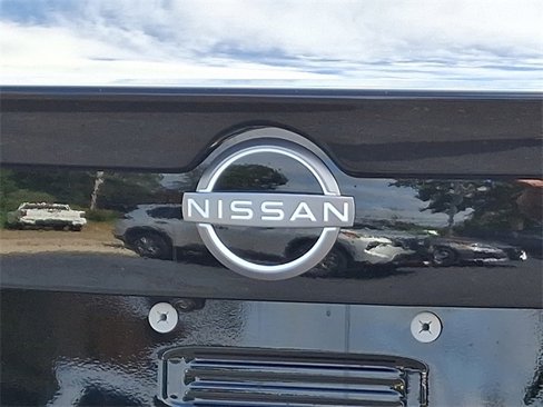 New 2025 Nissan Sentra SR w/ Midnight Edition image 10