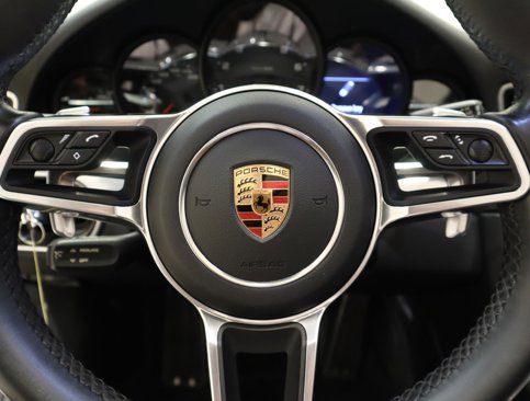 Used 2018 Porsche 911 Carrera image 23