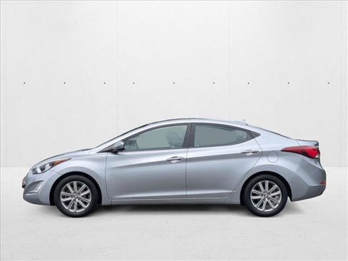 Used 2015 Hyundai Elantra SE w/ Option Group 02 image 9
