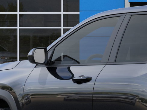 New 2026 Chevrolet Equinox LT image 12