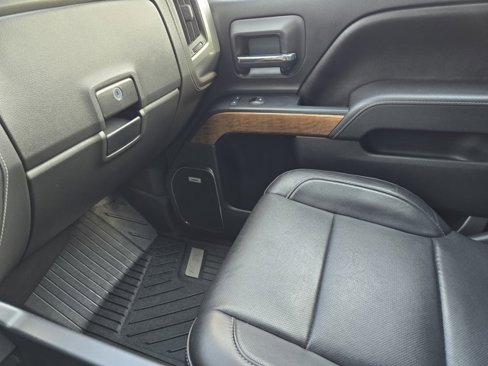 Used 2017 Chevrolet Silverado 1500 LTZ w/ High Desert Package image 37