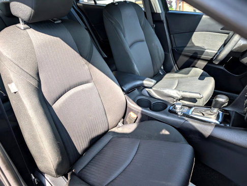 Used 2015 MAZDA MAZDA3 i Sport image 16