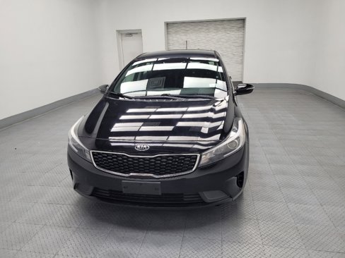 Used 2017 Kia Forte LX image 15