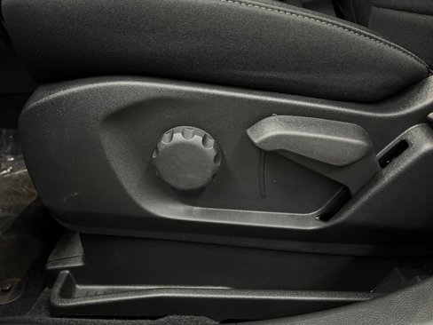 New 2024 Ford Edge SE image 28