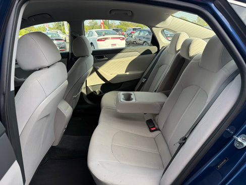Used 2018 Hyundai Sonata SE image 16