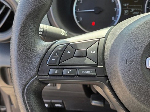 Used 2024 Nissan Kicks S image 27